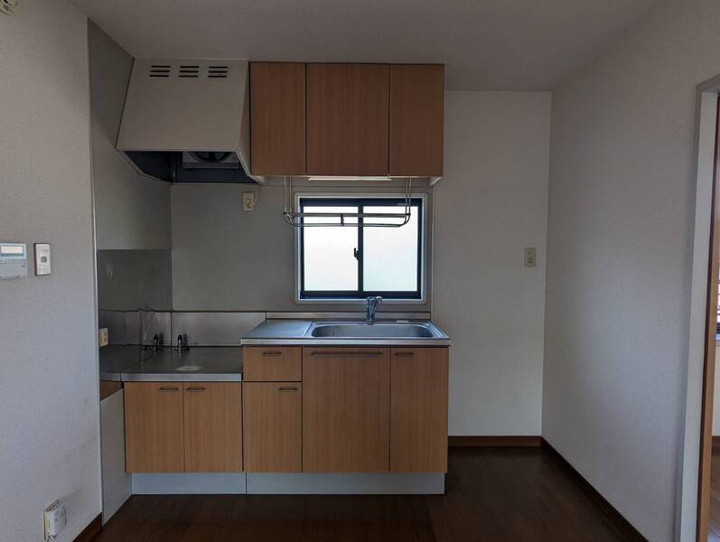 写真は805号室を引用しています