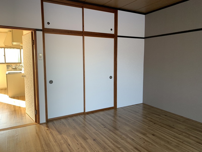 洋室収納（103を引用）