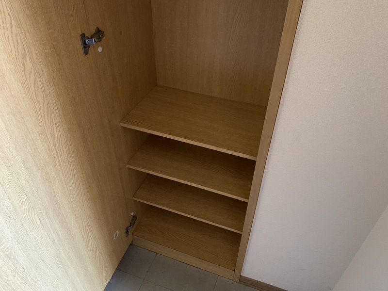 玄関収納（203号室を引用）