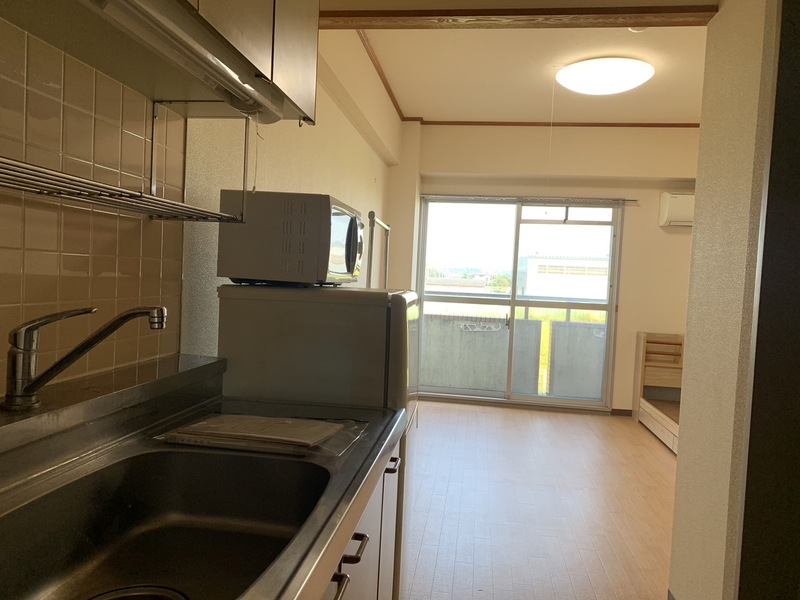 室内（203号室を引用）