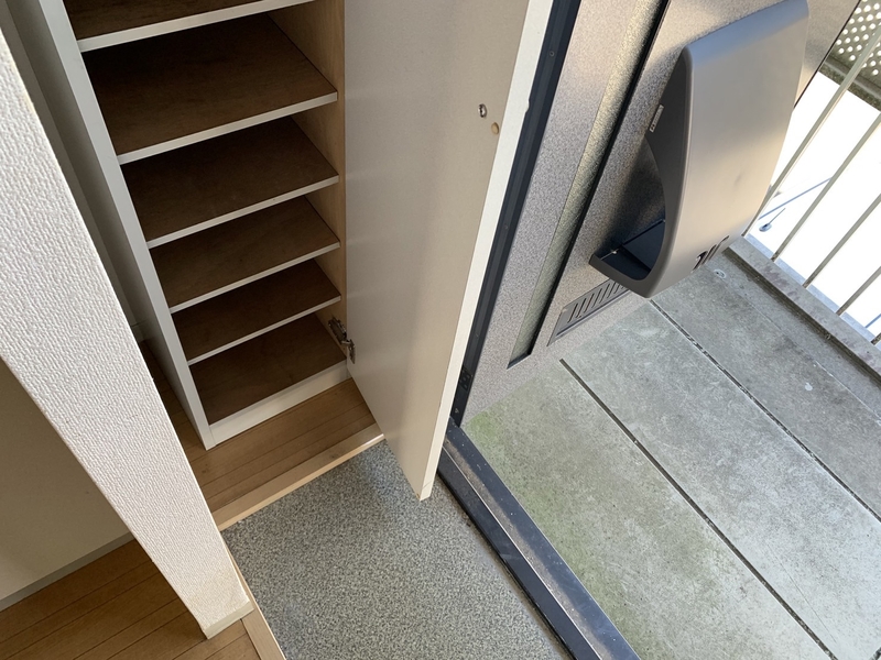 玄関・シューズボックス（201を引用）