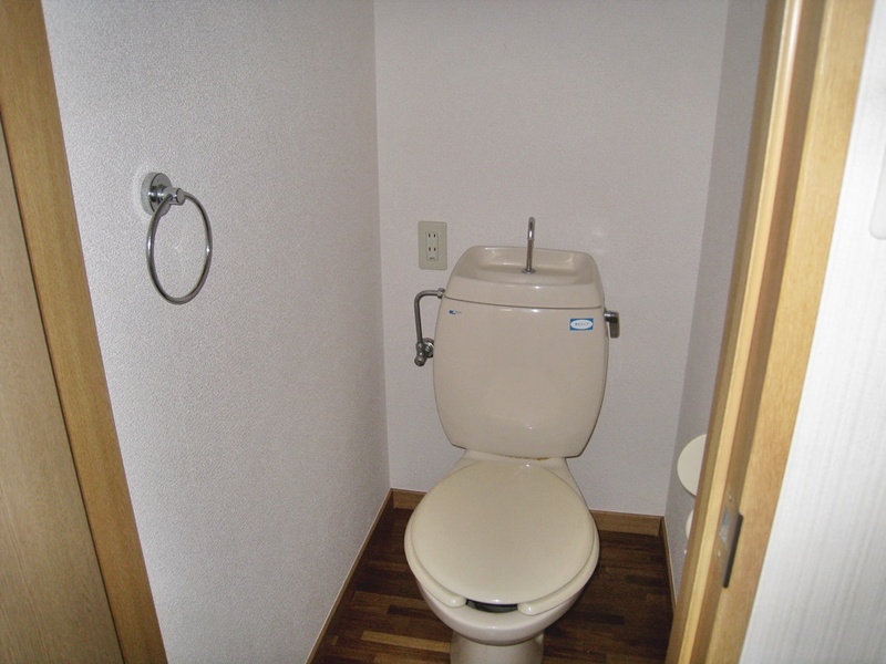 トイレ（102号室を引用）