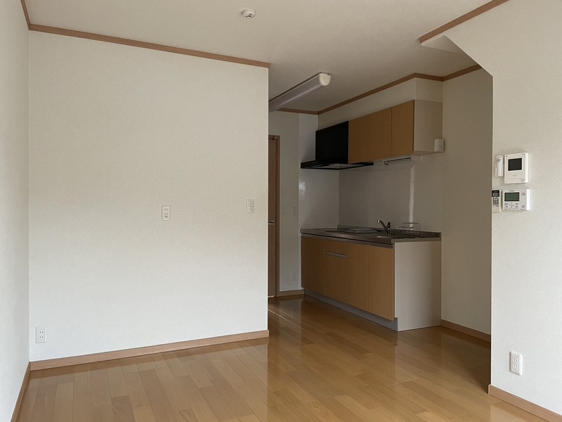 LDK（写真は102号室を引用）