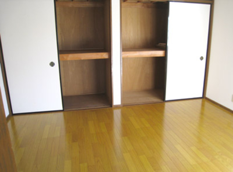 写真は203号室を引用しています