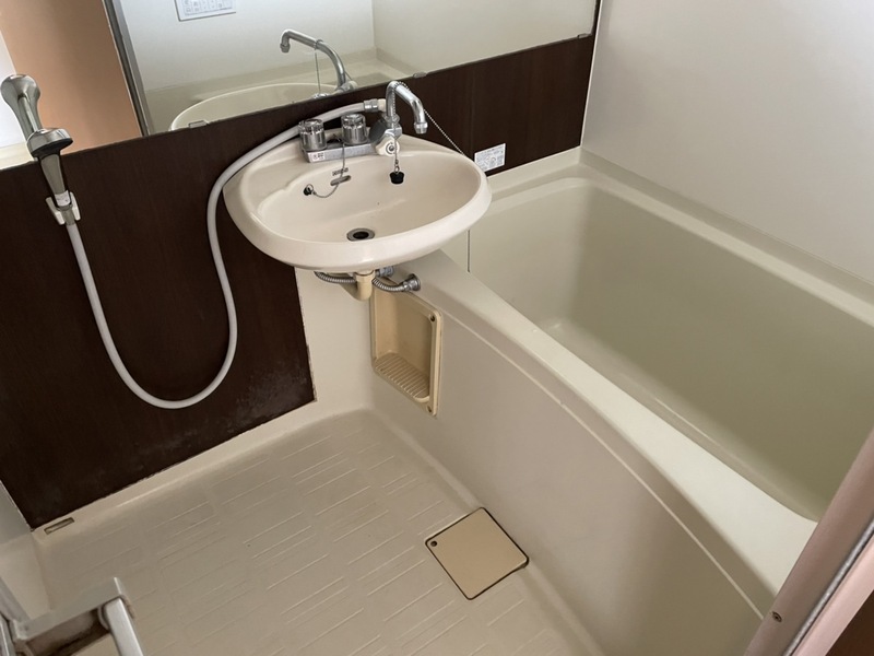 写真は102号室を引用しています