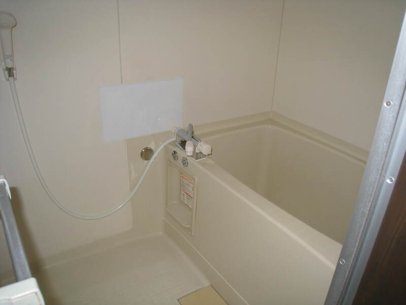 写真は105号室を引用しています